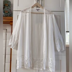 Linea Donatella Flower Child Lace Kimono Robe